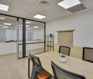 Bureau privé 24 m² 6 postes Coworking Rue Negresko Marseille 13008 - photo 6